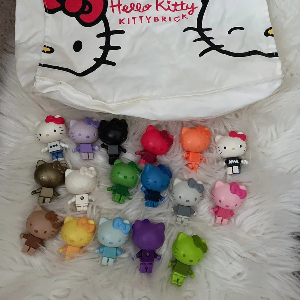 Rare hello kitty kitty baby brick 2006 Hong Kong collection